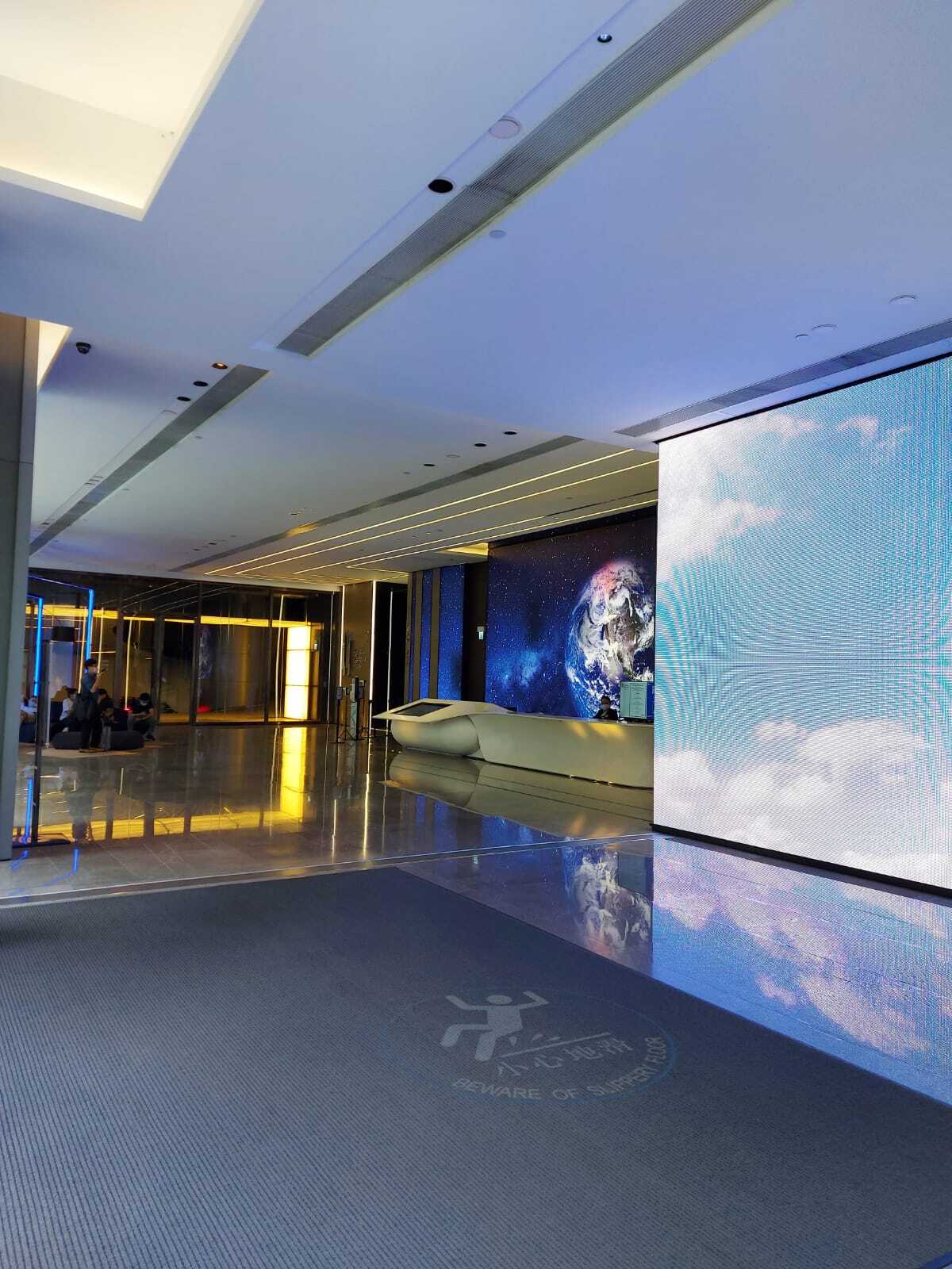 Global Gateway Tower 高層